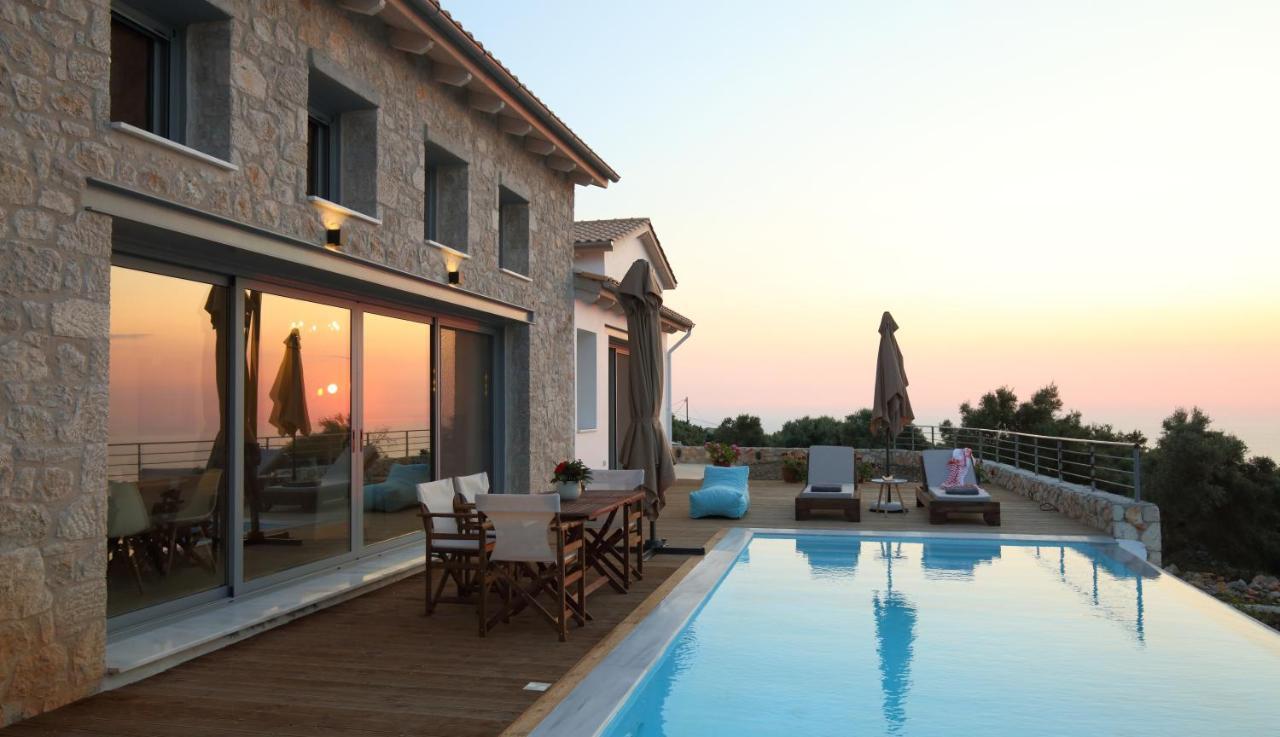 Tsakmakis Villas Luxury- Panoramic Sea View - Lefkada Tsoukaladhes Exterior photo